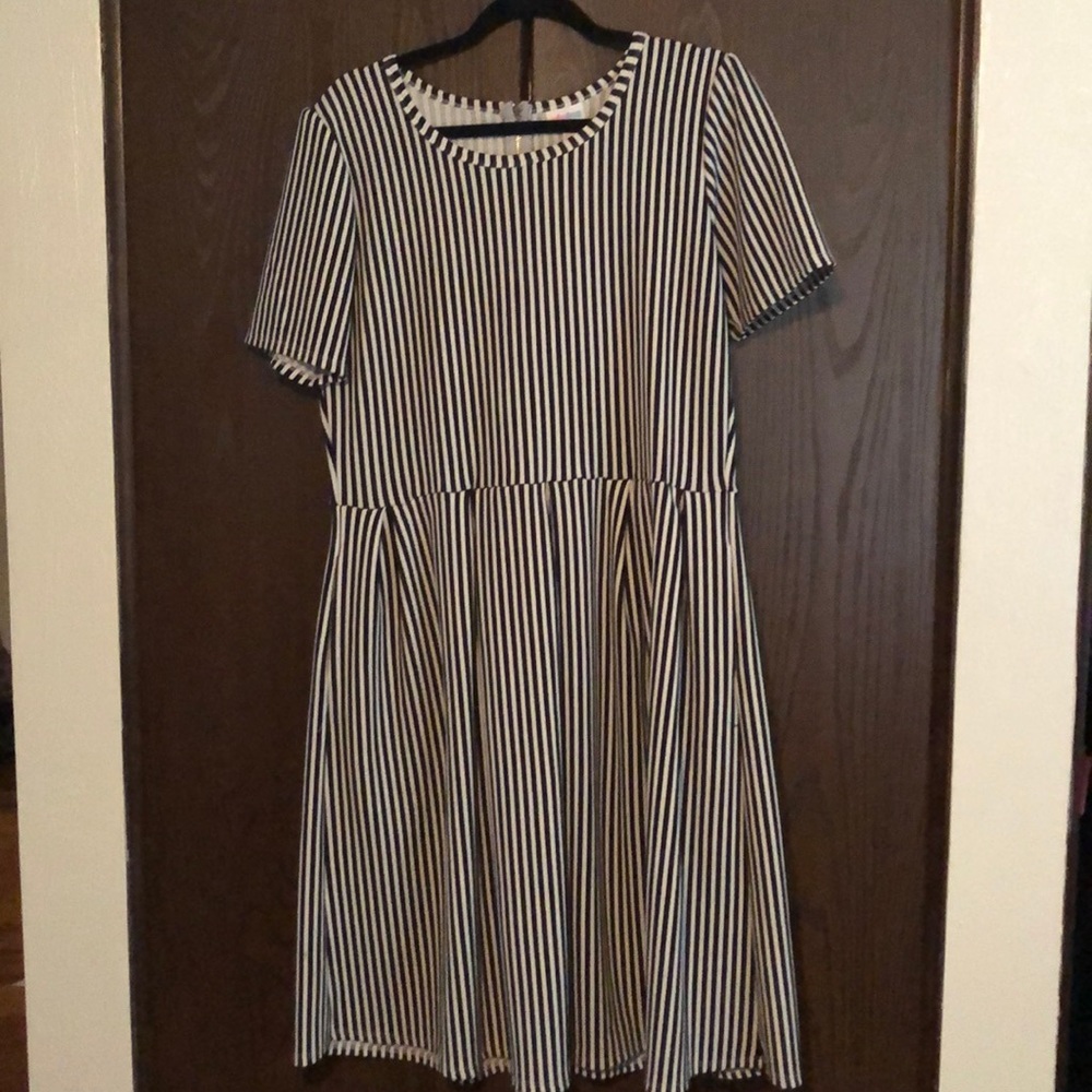Lularoe Amelia